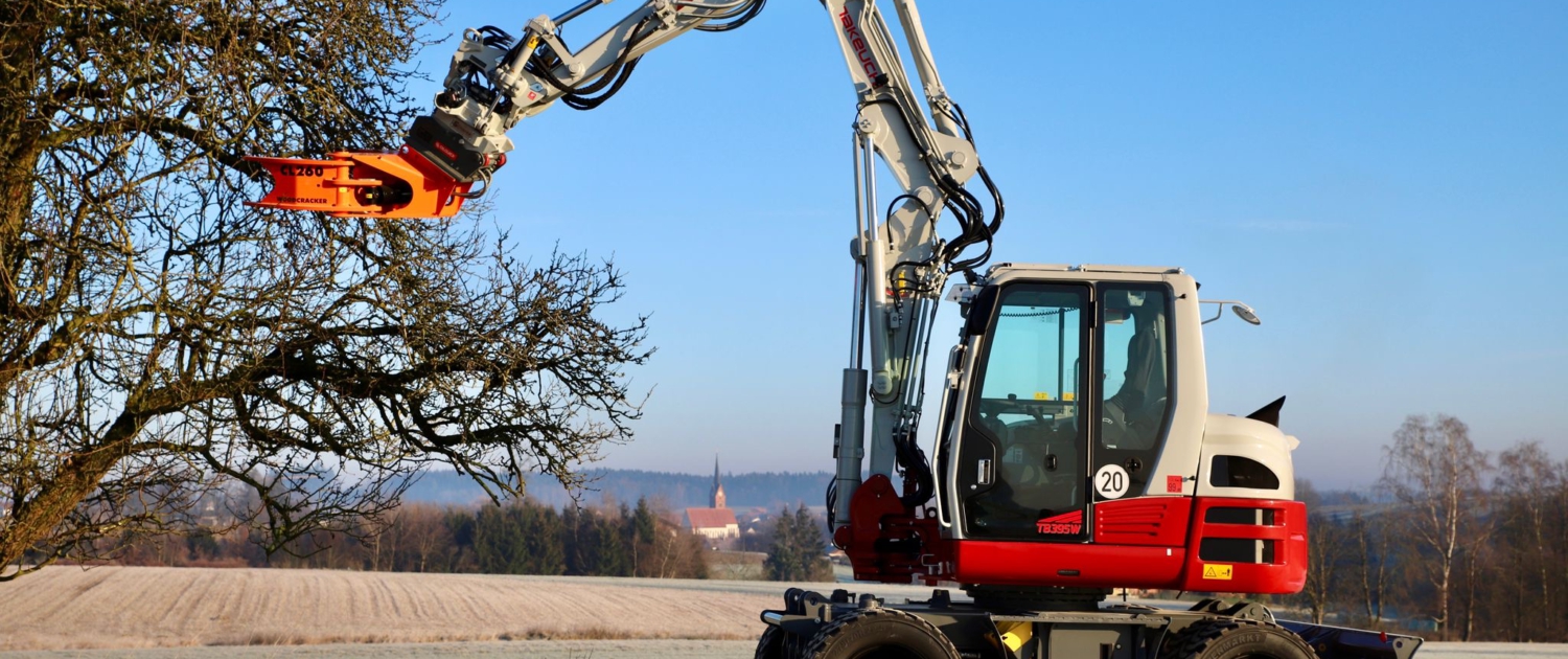 Mobilbagger mit Woodcracker CL260